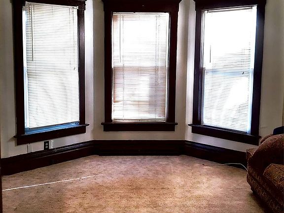 3rd image of 2306 Hermon Ave #1