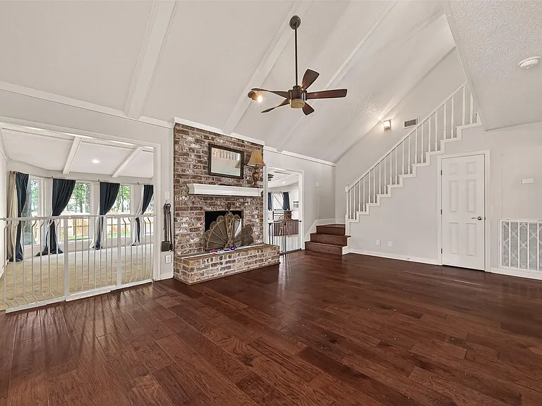14507 Ravenhurst Ln — Photo 9