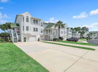 3339 Lighthouse Point Ln, Jacksonville, FL 32250