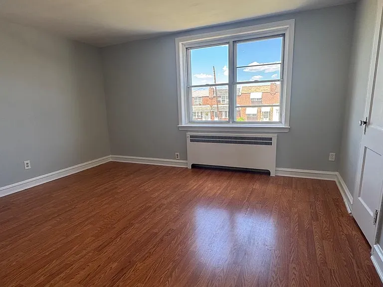 3430 N Water St — Photo 11