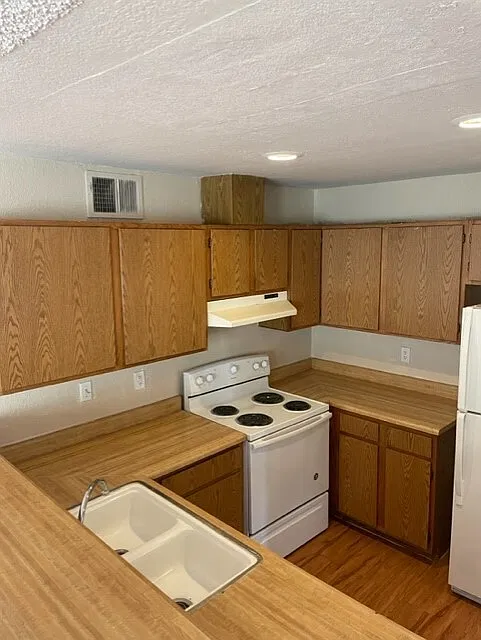 4240 E Tonopah Ave — Photo 4