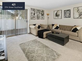 421 37th St SE APT 4, Auburn, WA 98002