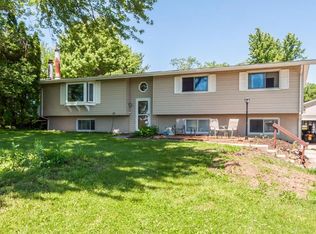 9004 Jody Dr, Cedar Rapids, IA 52404