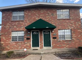3128 Glenwood Ct, Saint Ann, MO 63074