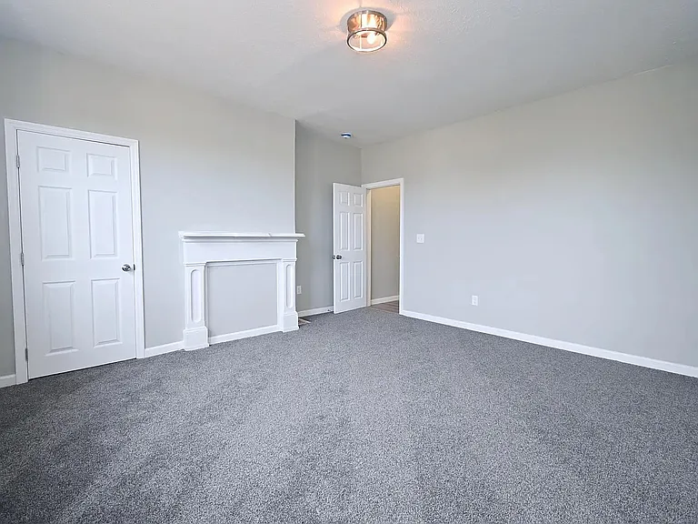 212 Washington Ave — Photo 16