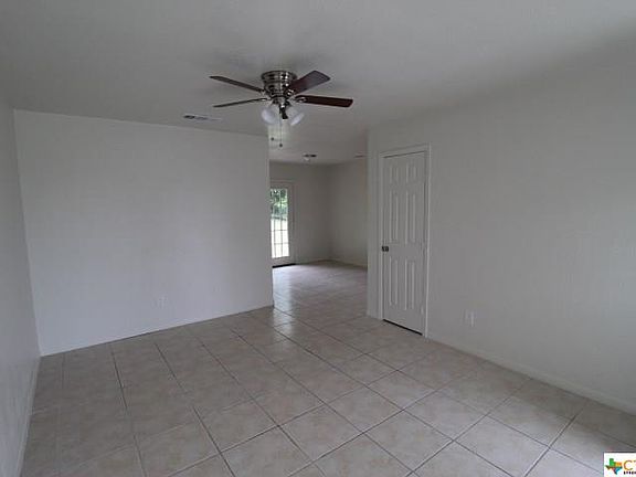 3rd image of 1607 Miranda Ave