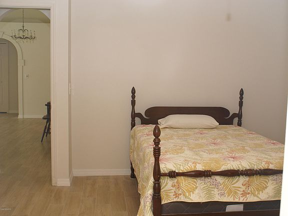 3rd image of 1875 Garcia St NE
