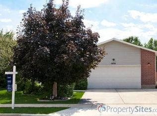 12096 S Pineridge Rd, Sandy, UT 84094