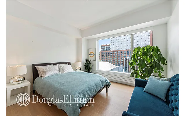 Sold by Douglas Elliman | media 16