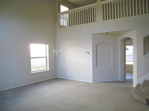 3rd image of 11815 Aerie Dr