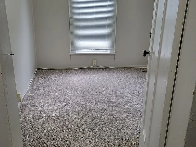 533 W Kinne St — Photo 20