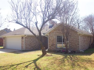 706 Azalea Dr, Forney, TX 75126