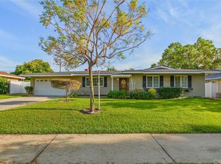 516 Ridgefield Dr, Claremont, CA 91711