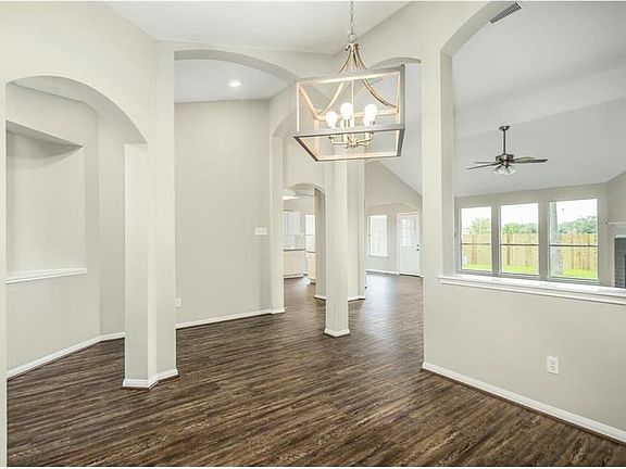 4th image of 17162 Summer Hollow Dr