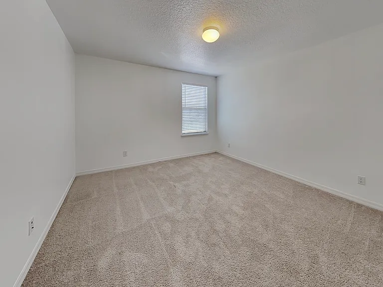5283 Brydon Woods Cir — Photo 24