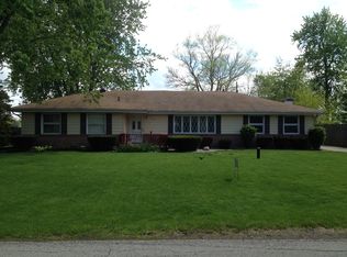 1200 W Exore Ln, Kankakee, IL 60901