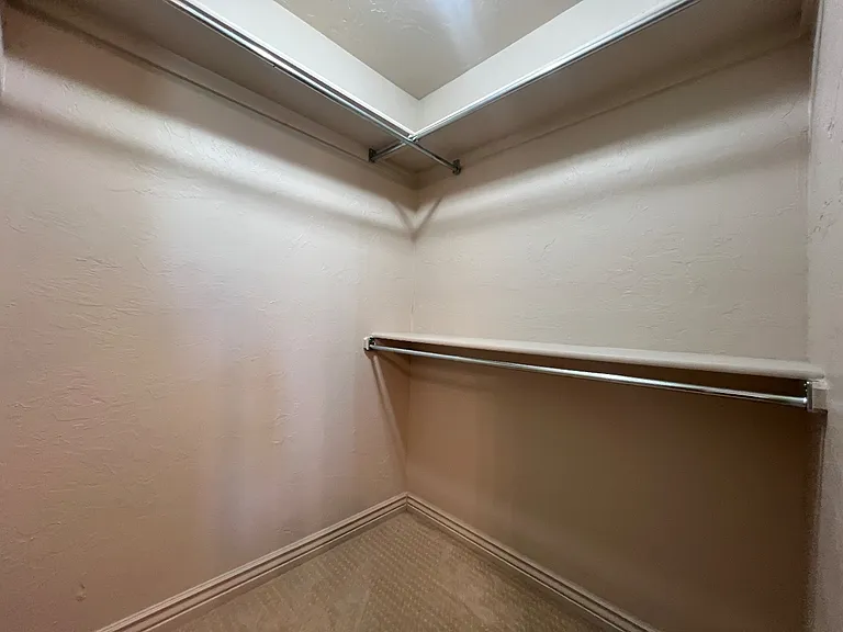 1701 Dorothy Dr — Photo 15