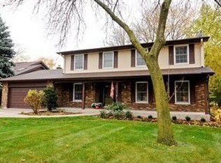 22W315 McCarron Rd, Glen Ellyn, IL 60137