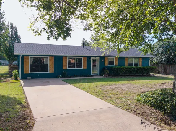 109 S Shaw St, Tom Bean, TX 75489