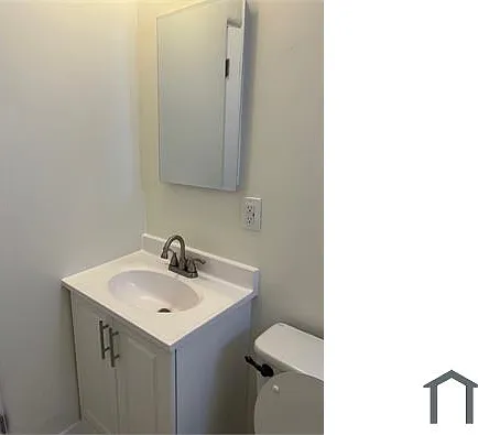 1222 S Dunsmuir Ave — Photo 14