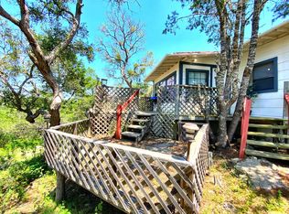 407 Skyview Ln, Camp Wood, TX 78833