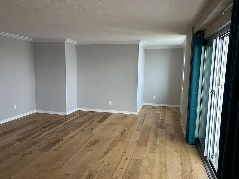 Lake Ave — Photo 8