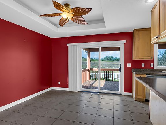 5th image of 859 Shamrock Ln