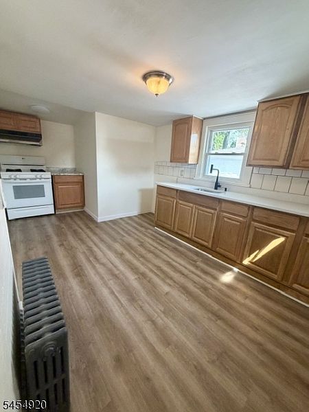 1st image of 37 E McFarlan St