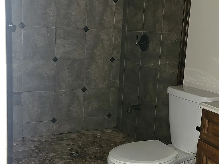 4305 Liberty Cir — Photo 11