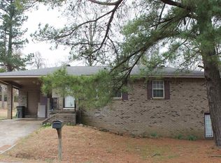 202 Saint Renee Dr, Paragould, AR 72450