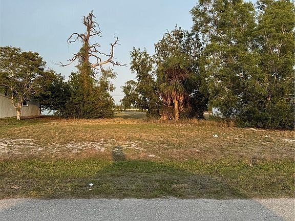 5th image of 3031 NW 16th Pl