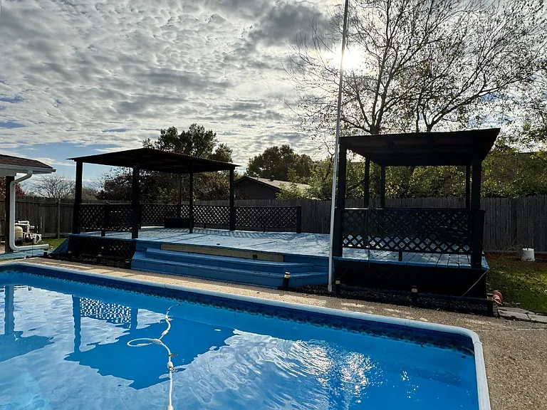 140 Towne West Dr — Photo 33