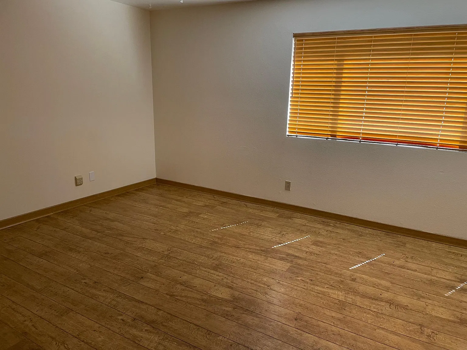 3 bed, 2.5 bath, 1223 sqft, $2,900 — Photo 2