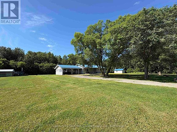 2nd image of 993 Fisher Rd