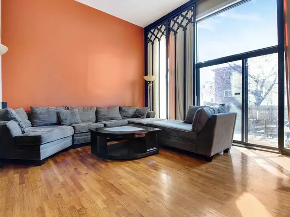 14956 258th St, Rosedale, NY 11422
