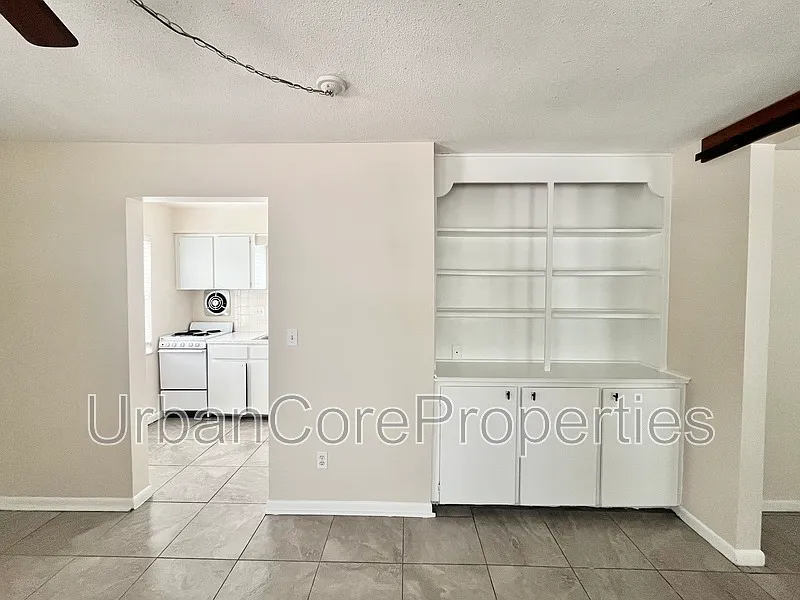 1 bed, 1.0 bath, 560 sqft, $1,495 — Photo 3