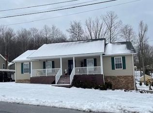 100 Justin Ave, Sophia, WV 25921