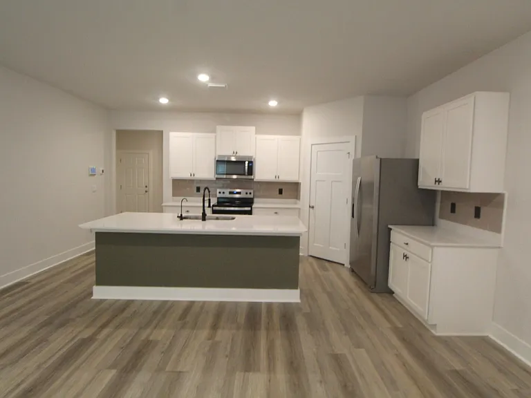 3111 Silver Maple Dr — Photo 6