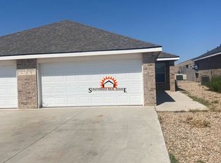 1308 Mission Dr #B, Clovis, NM 88101