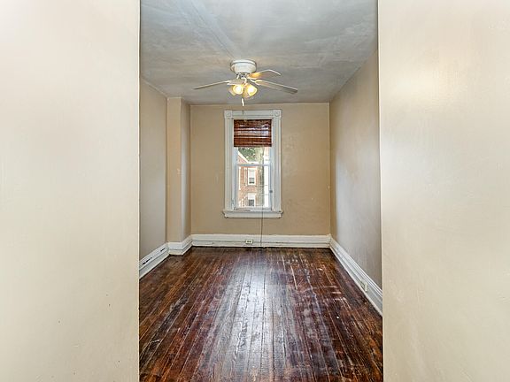 3rd image of 19095/11 Greenup St