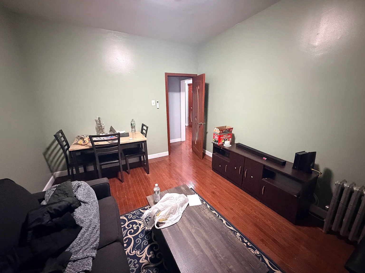 2 bed, 1000 sqft, $3,000 — Photo 3