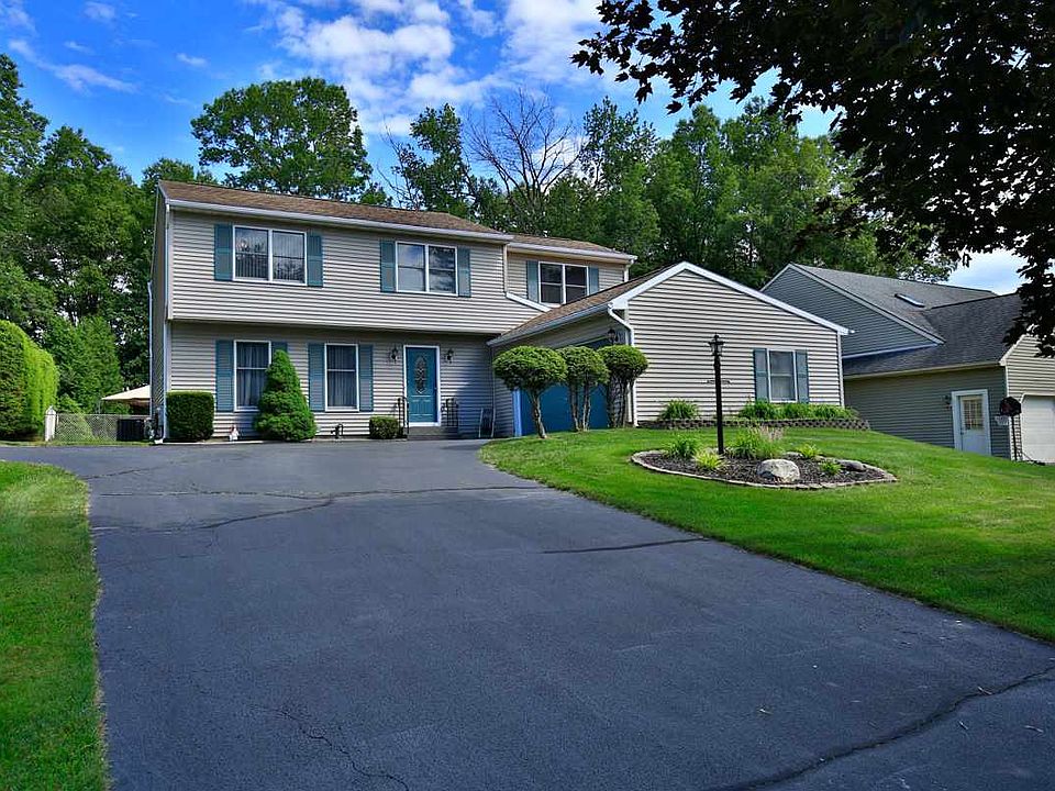 1st image of 64 Longwood Dr