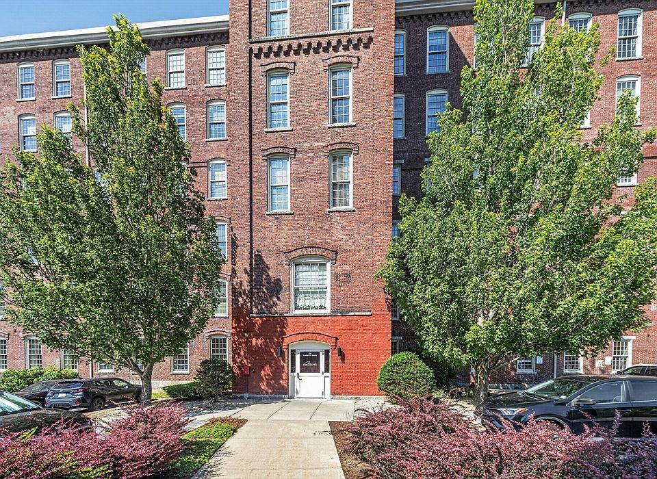 1st image of 52 Lawrence Dr APT 507