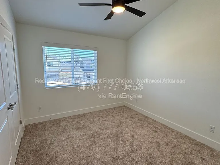 720 Sun Meadow Dr — Photo 21