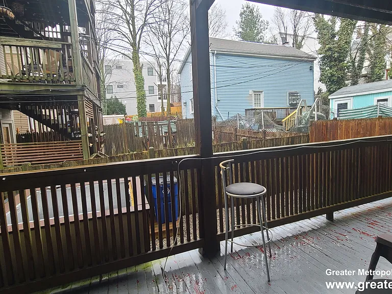 23 Winfield St #3 — Photo 31