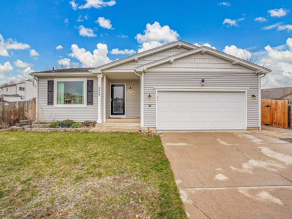 8065 Eagleview Dr