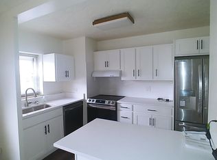 4950 N Marine Dr APT 207, Chicago, IL 60640