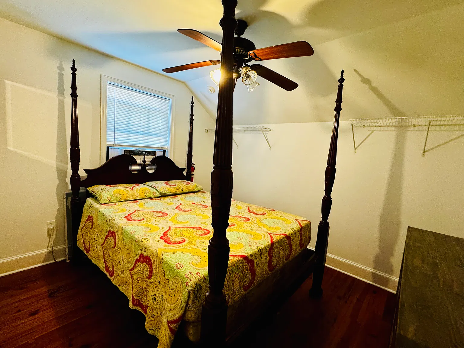 3 bed, 2.5 bath, 1750 sqft, $2,250 — Photo 4