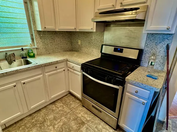 133 93rd Street 2 image 3 of 10