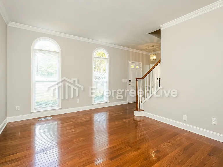 6513 Cardinal Forest Ct — Photo 7
